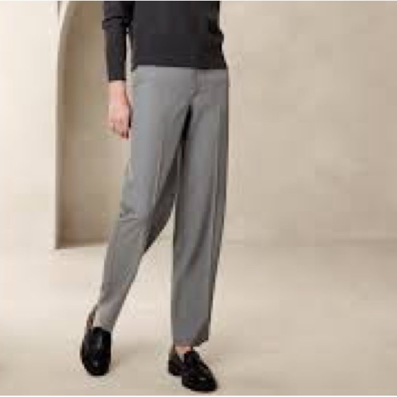 Banana Republic Pants - Banana Republic sculpted stretch straight leg pants